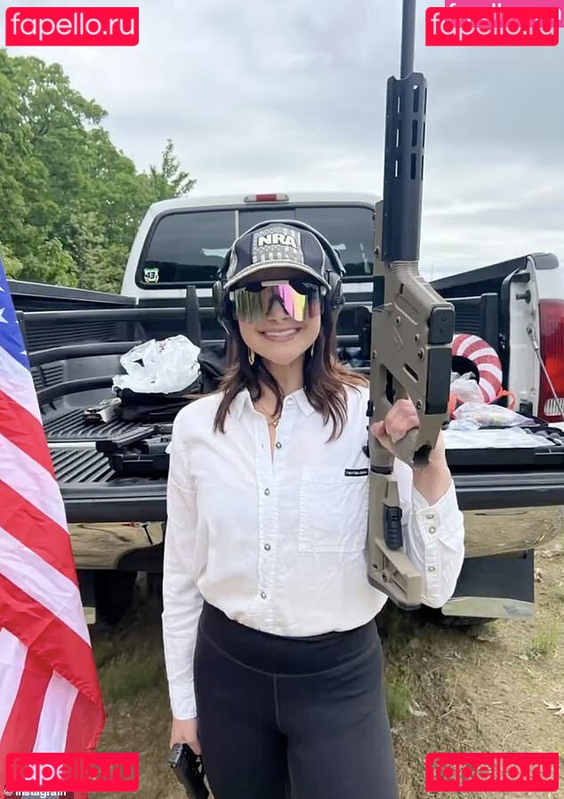 Texas Republican / Valentina Gomez / ValentinaForUSA Onlyfans Photo Gallery 