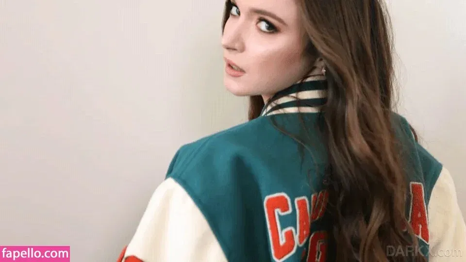 Hazel Moore Onlyfans Photo Gallery 