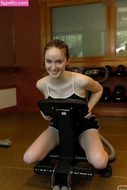 Hazel Moore Onlyfans Photo Gallery 