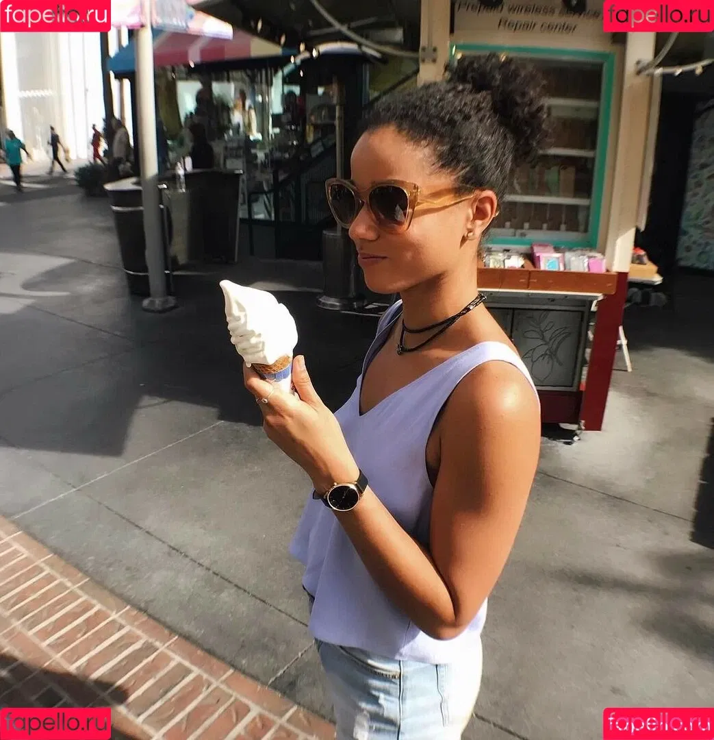 Alisha Wainwright Onlyfans Photo Gallery 
