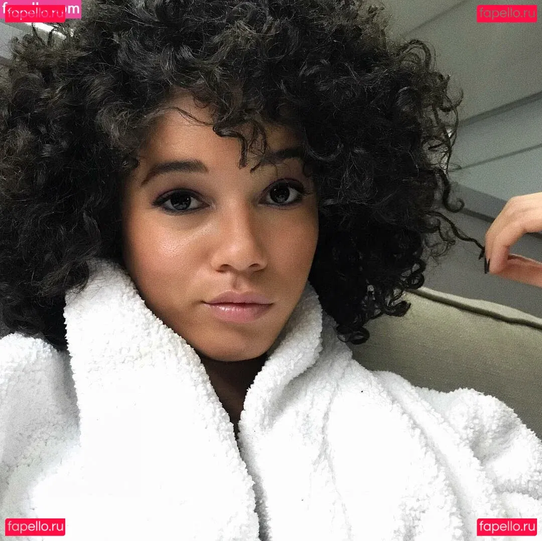 Alisha Wainwright Onlyfans Photo Gallery 