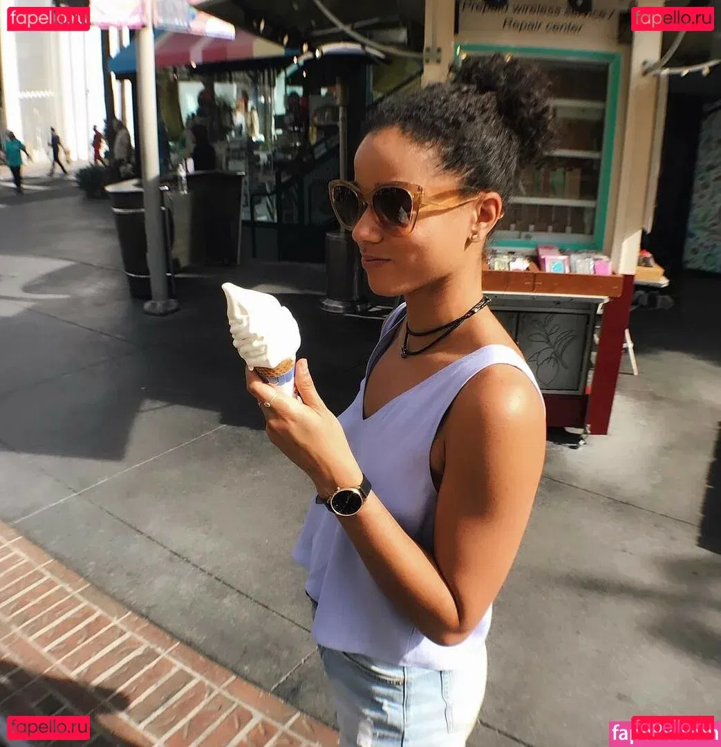 Alisha Wainwright Onlyfans Photo Gallery 