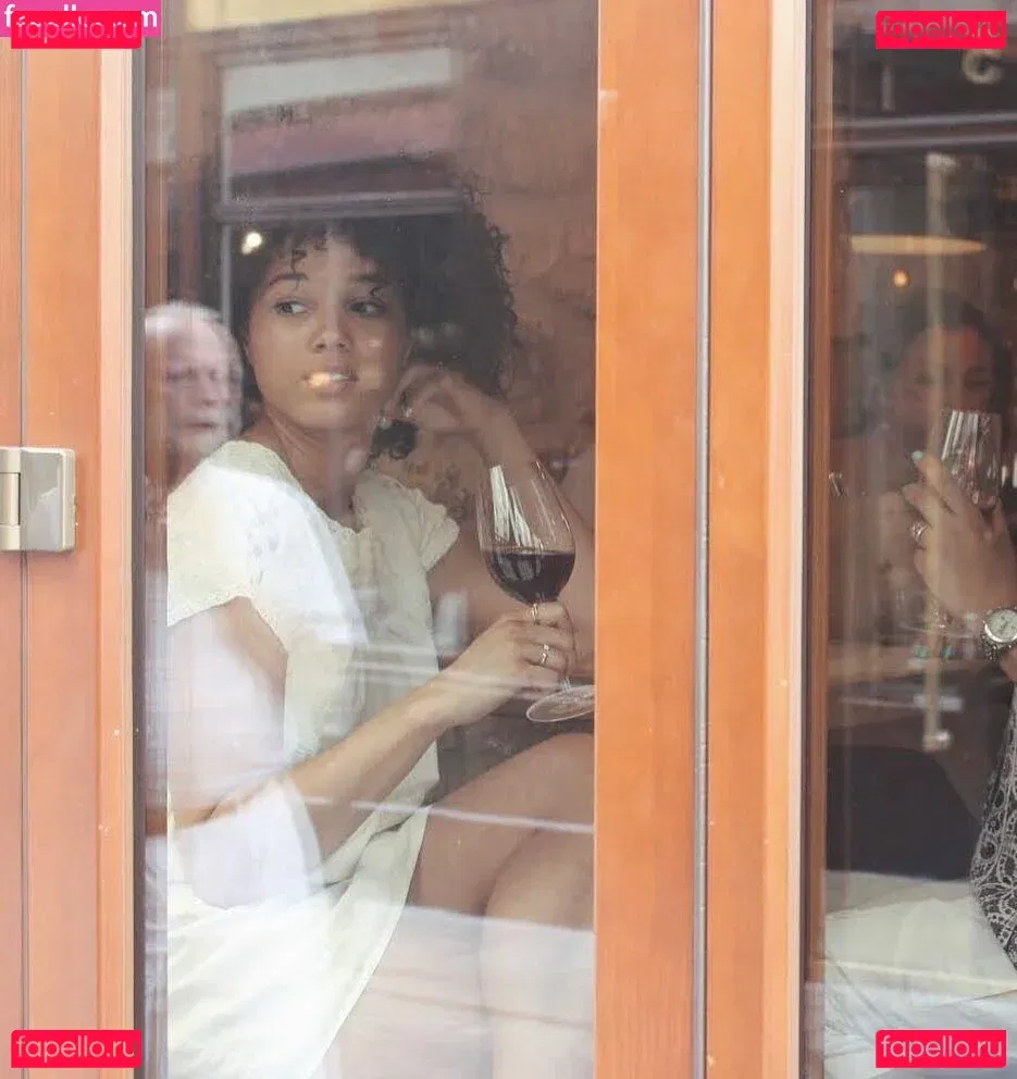 Alisha Wainwright Onlyfans Photo Gallery 