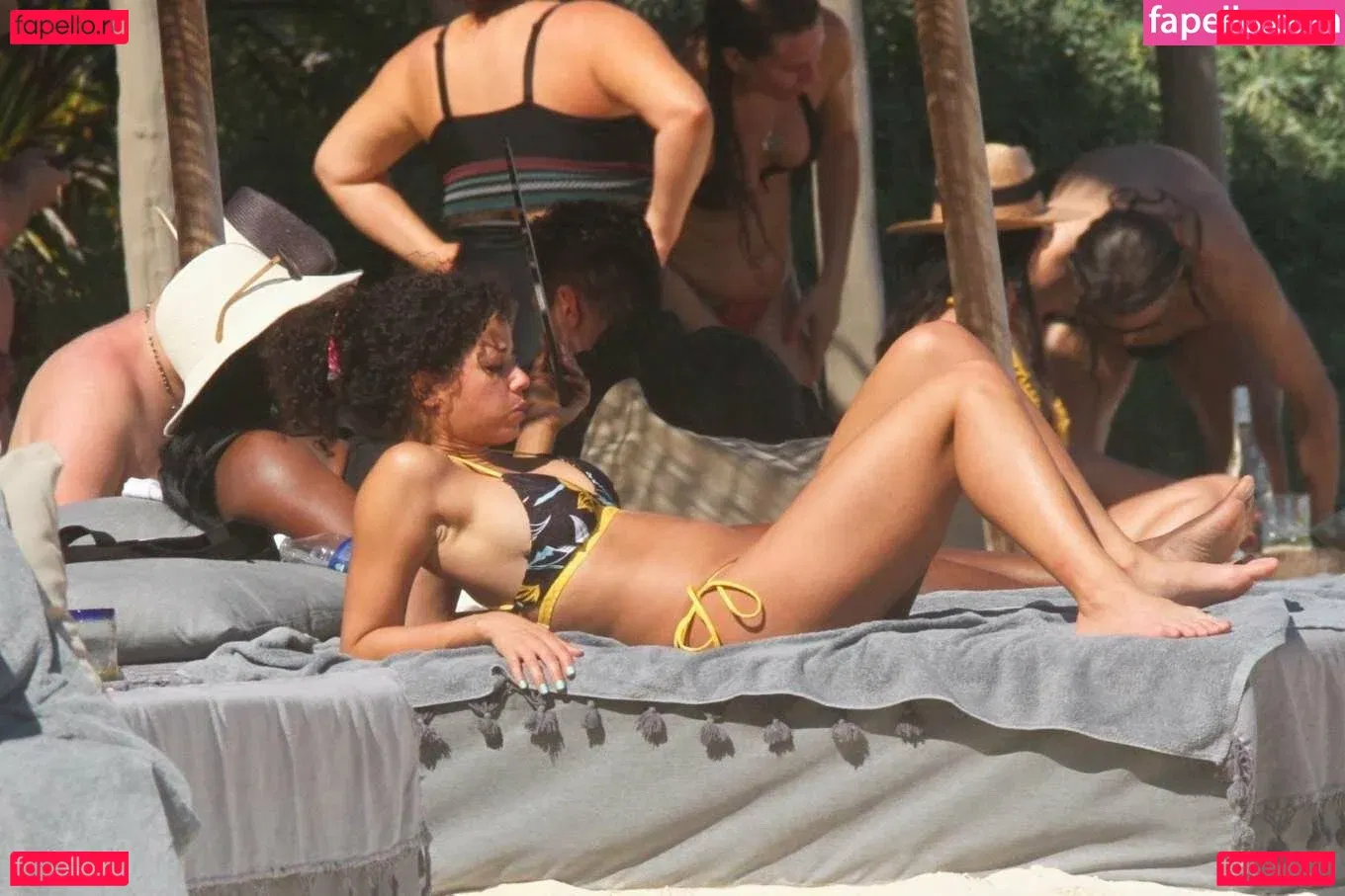 Alisha Wainwright Onlyfans Photo Gallery 