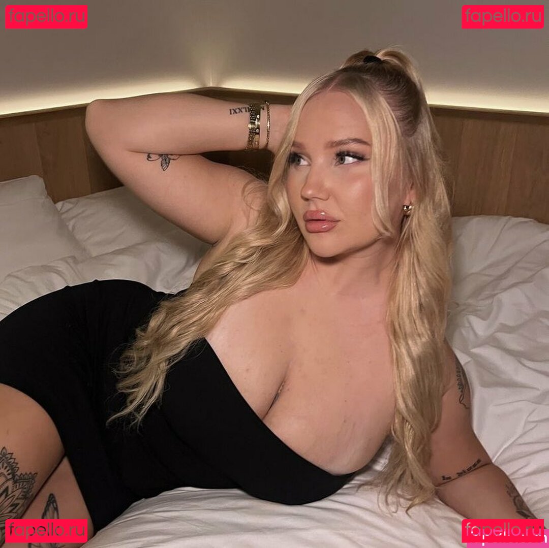 ellailonaaa / ellailonaaaa Onlyfans Photo Gallery 