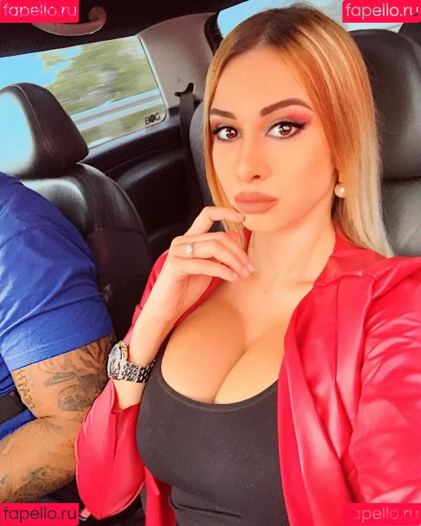 Elena Dostic Onlyfans Photo Gallery 