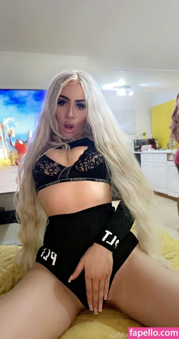 britishsquirt Onlyfans Photo Gallery 