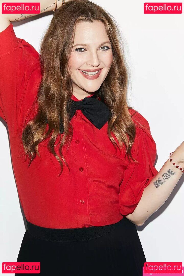 Drew Barrymore / DrewBarrymore Onlyfans Photo Gallery 