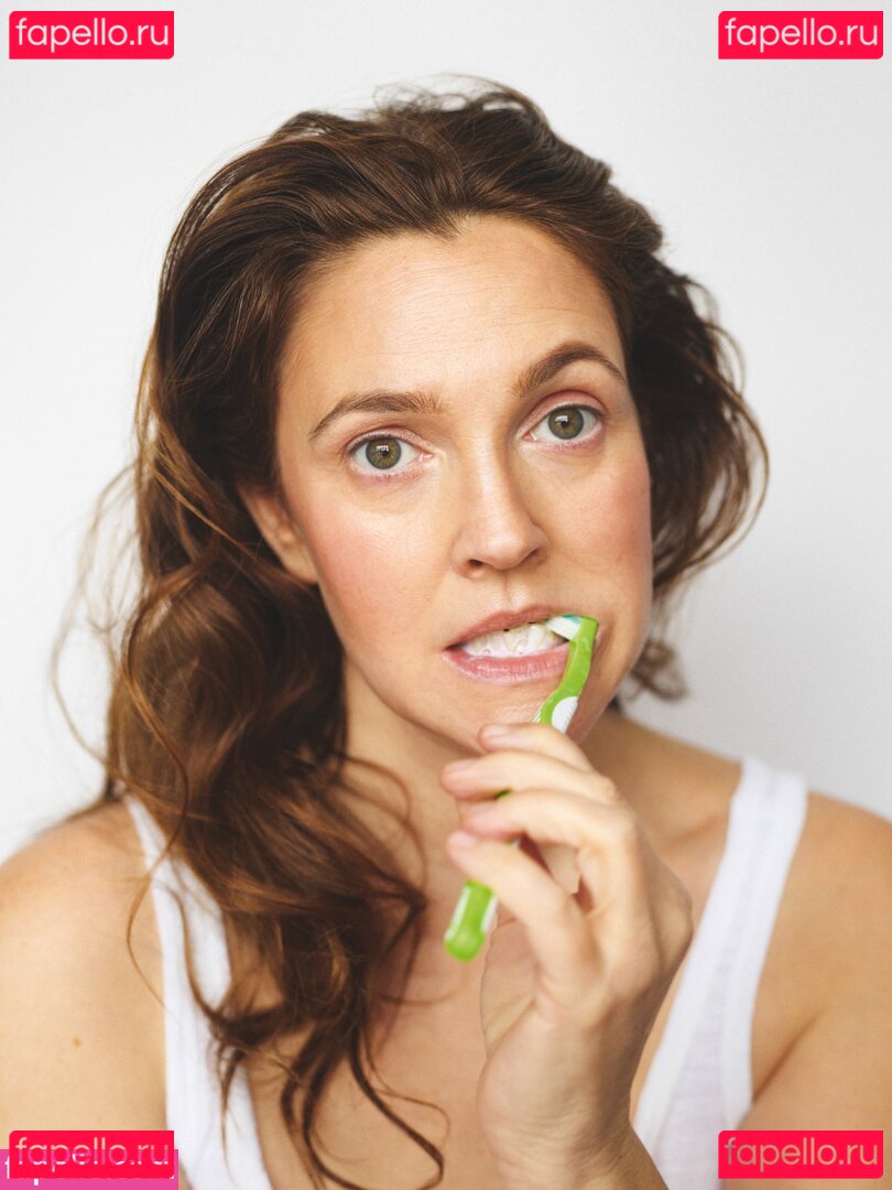 Drew Barrymore / DrewBarrymore Onlyfans Photo Gallery 