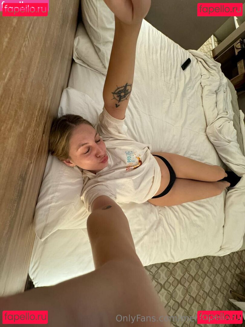 melaniemaria Onlyfans Photo Gallery 