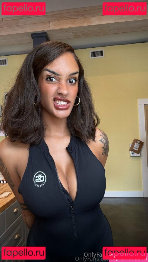 mandy_matney / matney Onlyfans Photo Gallery 