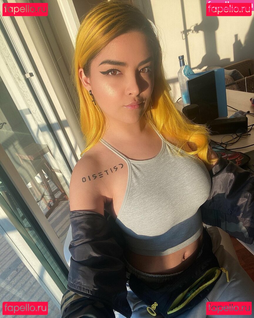 Caprimint Onlyfans Photo Gallery 