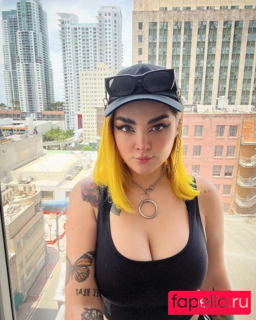 Caprimint Nude Onlyfans Photo 32