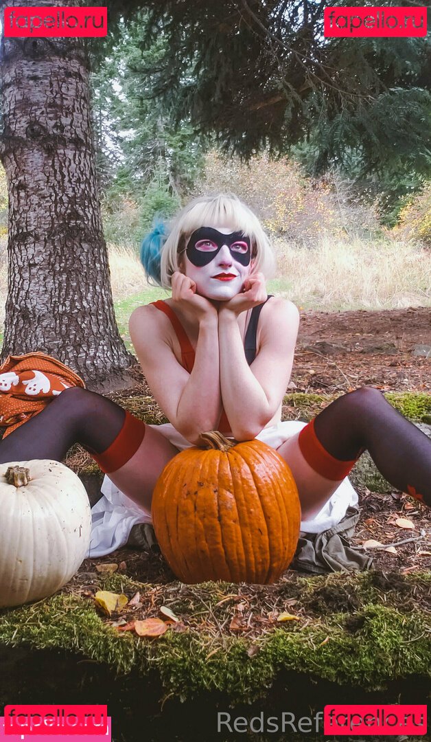 reddoodles2 / reddoodlesart / redsreferences Onlyfans Photo Gallery 