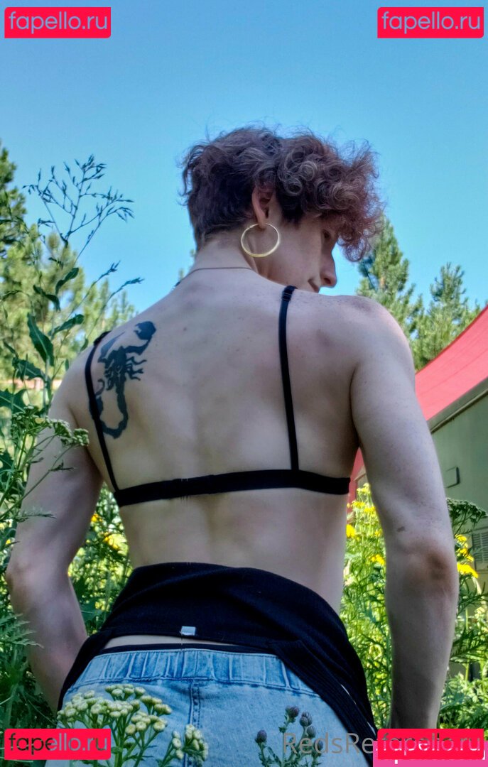 reddoodles2 / reddoodlesart / redsreferences Onlyfans Photo Gallery 