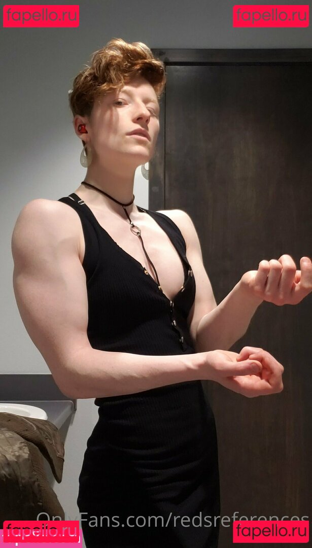 reddoodles2 / reddoodlesart / redsreferences Onlyfans Photo Gallery 