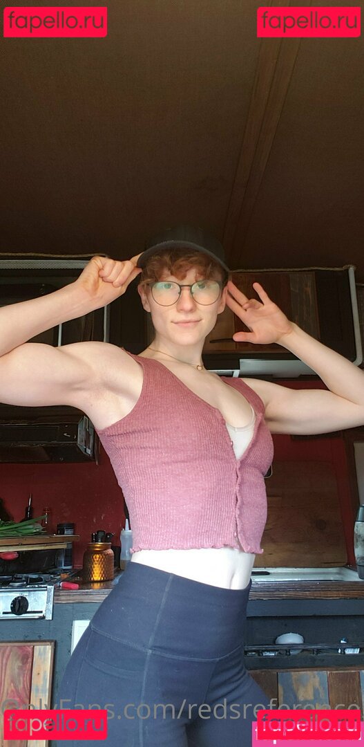 reddoodles2 / reddoodlesart / redsreferences Onlyfans Photo Gallery 