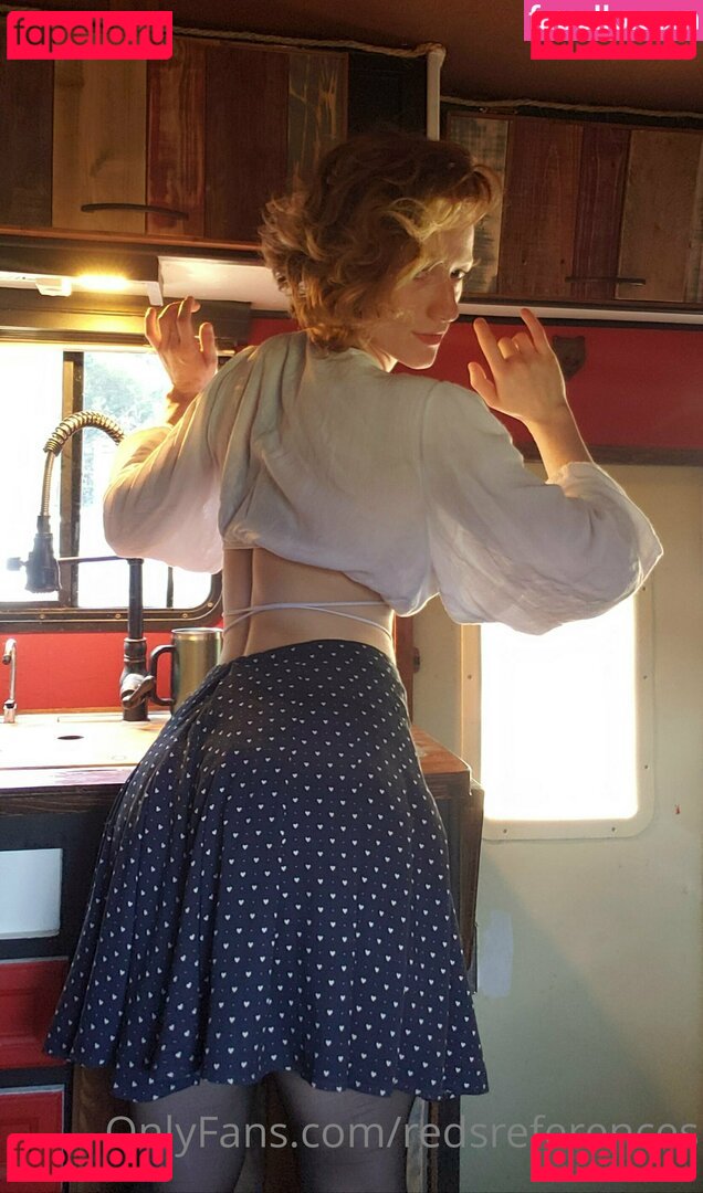 reddoodles2 / reddoodlesart / redsreferences Onlyfans Photo Gallery 