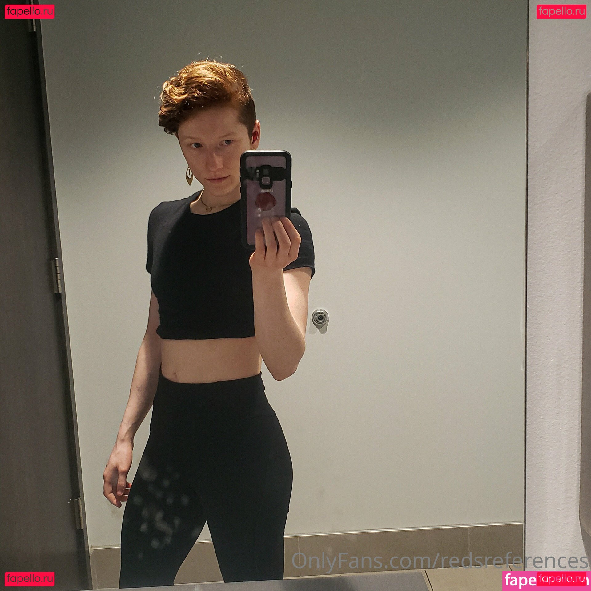 reddoodles2 / reddoodlesart / redsreferences Onlyfans Photo Gallery 