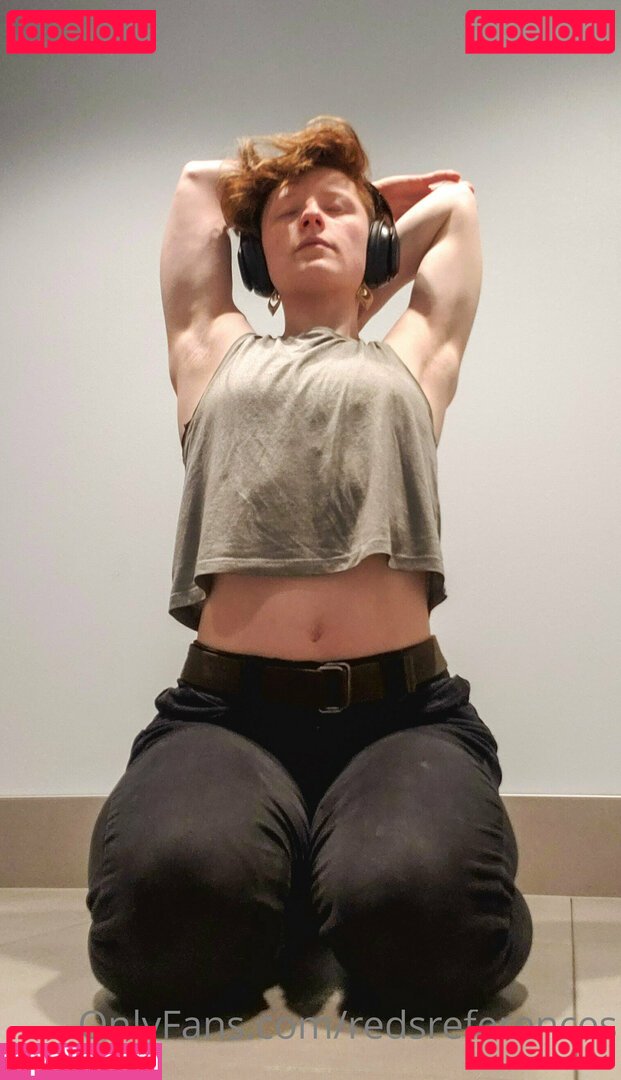 reddoodles2 / reddoodlesart / redsreferences Onlyfans Photo Gallery 