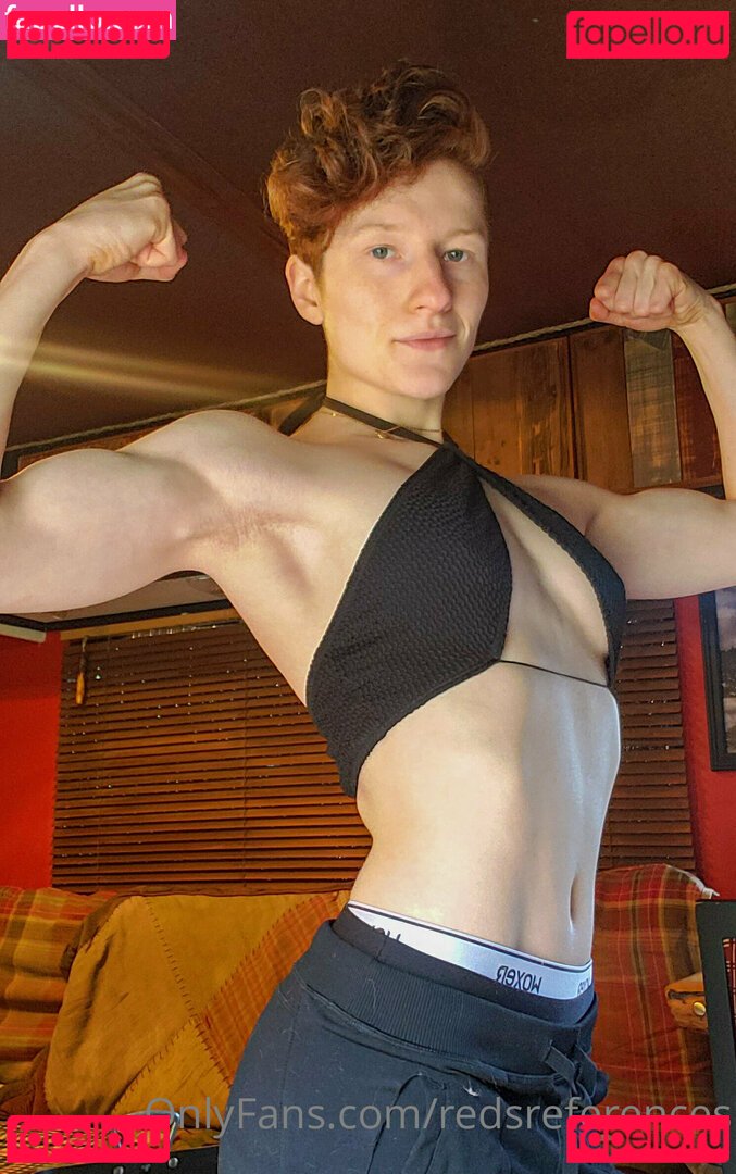 reddoodles2 / reddoodlesart / redsreferences Onlyfans Photo Gallery 