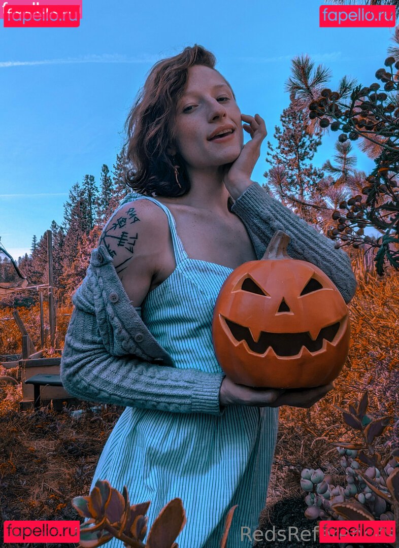 reddoodles2 / reddoodlesart / redsreferences Onlyfans Photo Gallery 