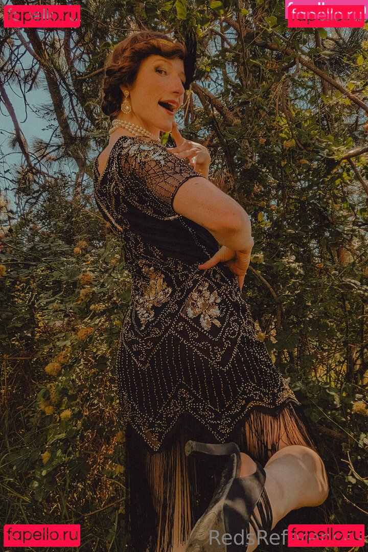 reddoodles2 / reddoodlesart / redsreferences Onlyfans Photo Gallery 