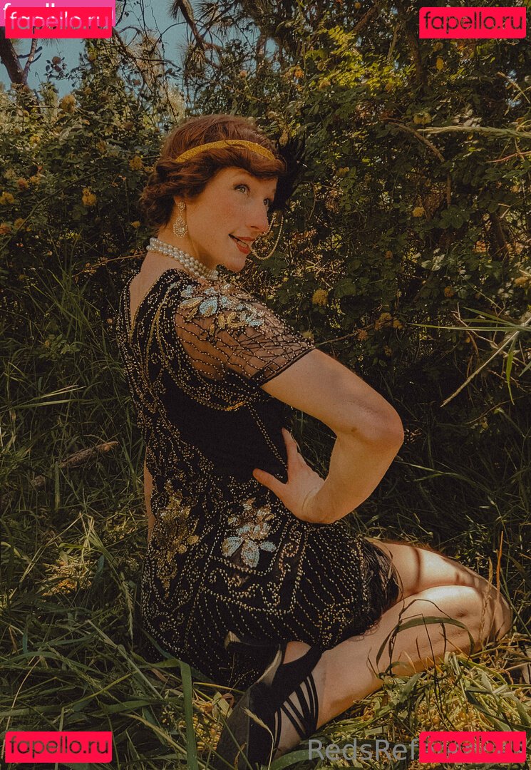 reddoodles2 / reddoodlesart / redsreferences Onlyfans Photo Gallery 