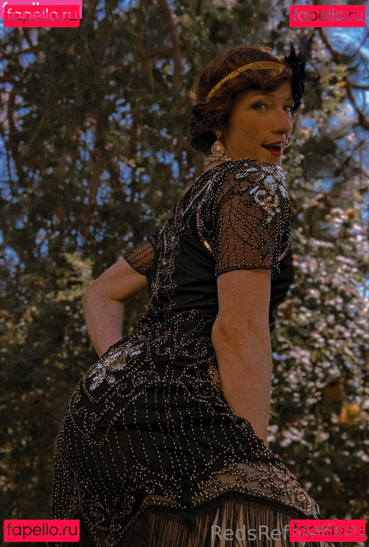 reddoodles2 / reddoodlesart / redsreferences Onlyfans Photo Gallery 