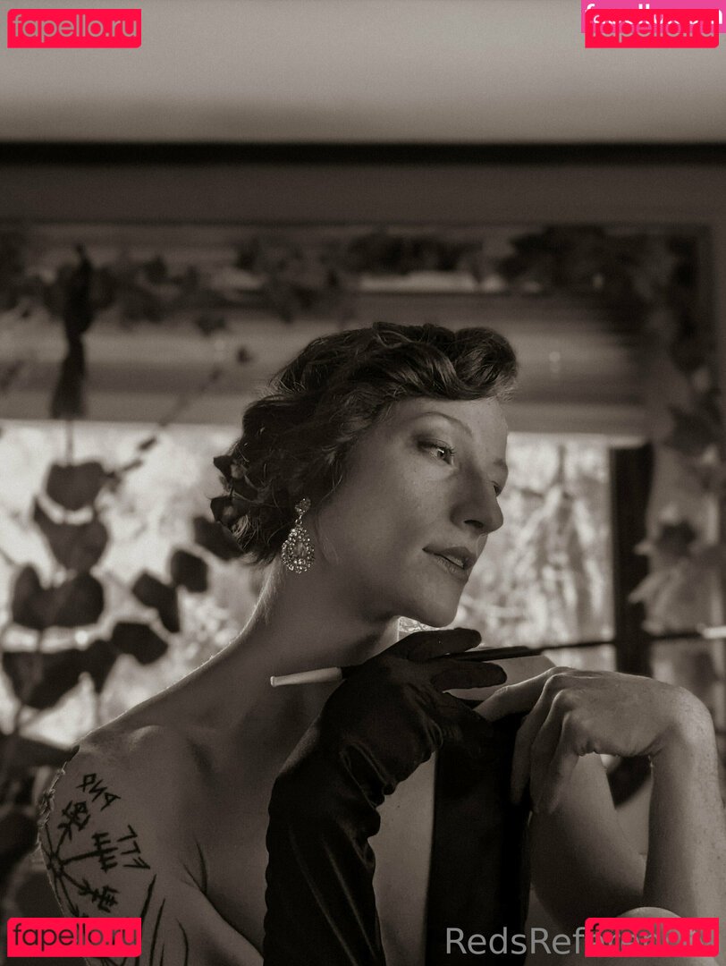 reddoodles2 / reddoodlesart / redsreferences Onlyfans Photo Gallery 