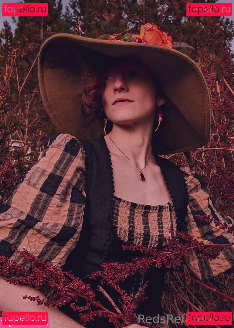 reddoodles2 / reddoodlesart / redsreferences Onlyfans Photo Gallery 