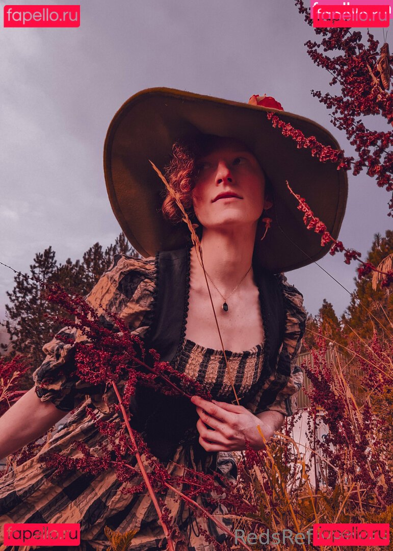 reddoodles2 / reddoodlesart / redsreferences Onlyfans Photo Gallery 