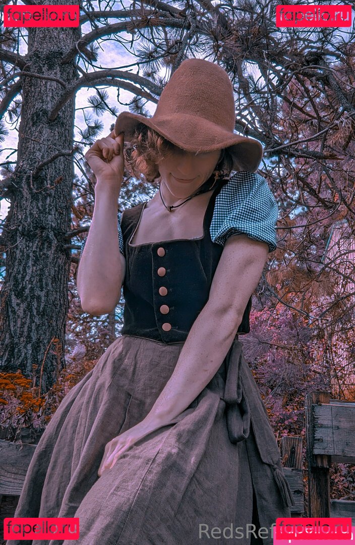 reddoodles2 / reddoodlesart / redsreferences Onlyfans Photo Gallery 