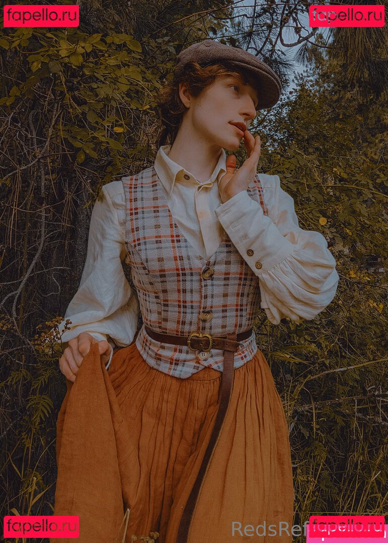 reddoodles2 / reddoodlesart / redsreferences Onlyfans Photo Gallery 