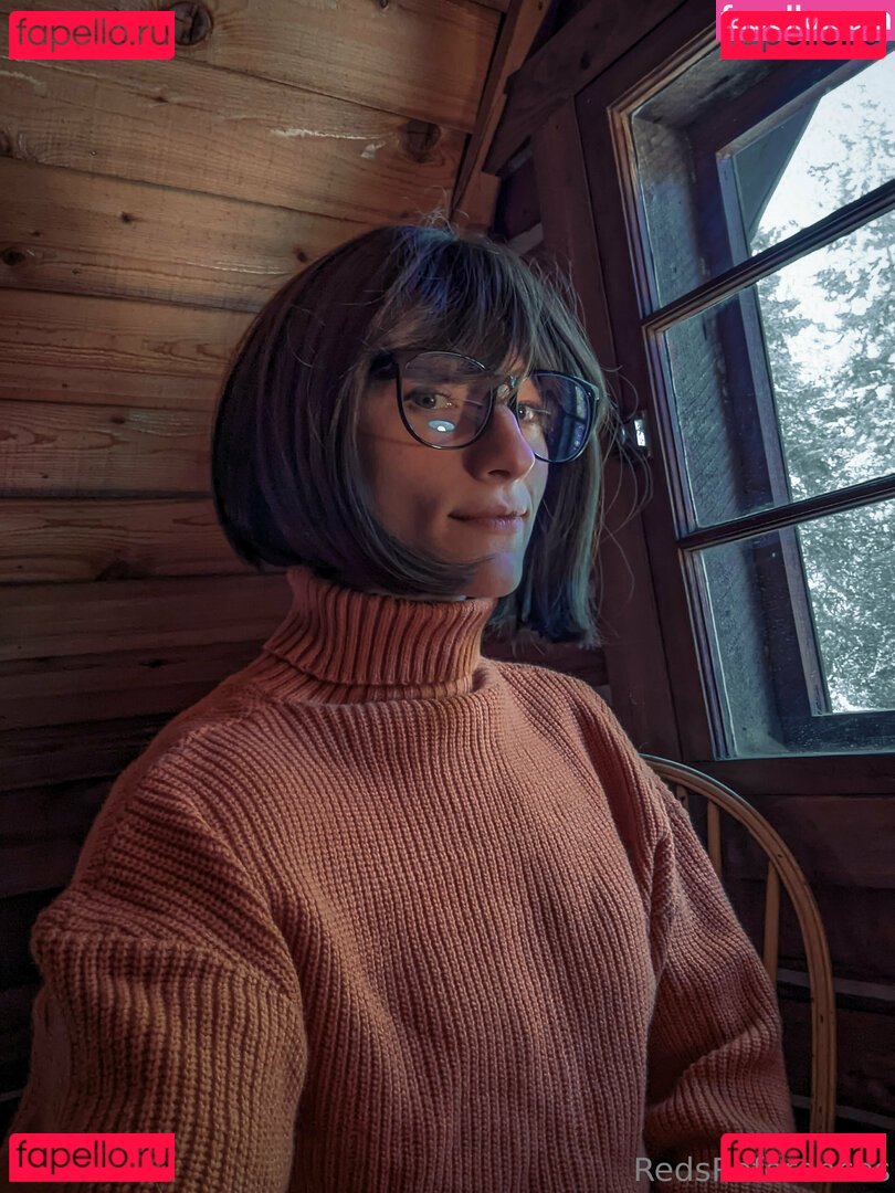 reddoodles2 / reddoodlesart / redsreferences Onlyfans Photo Gallery 