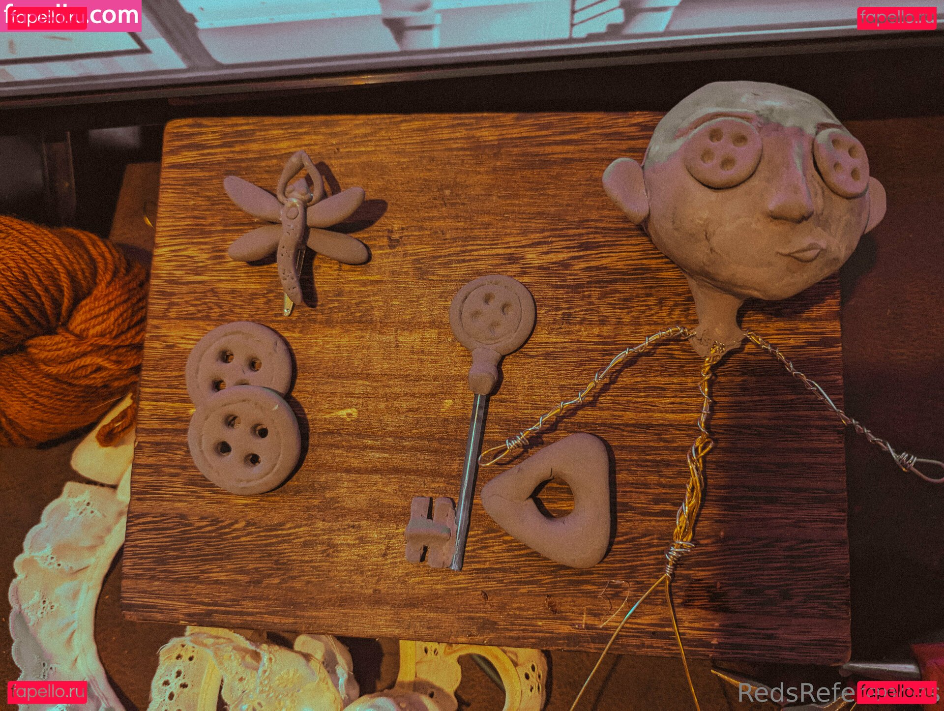 reddoodles2 / reddoodlesart / redsreferences Onlyfans Photo Gallery 