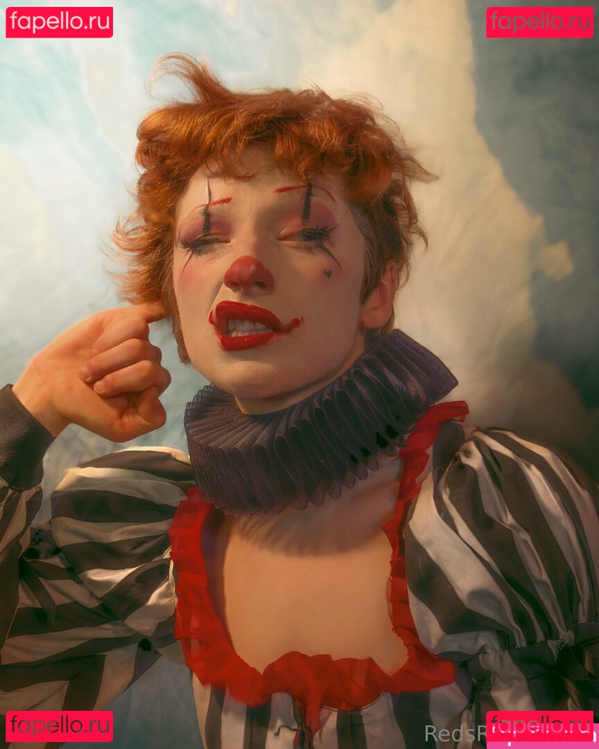 reddoodles2 / reddoodlesart / redsreferences Onlyfans Photo Gallery 