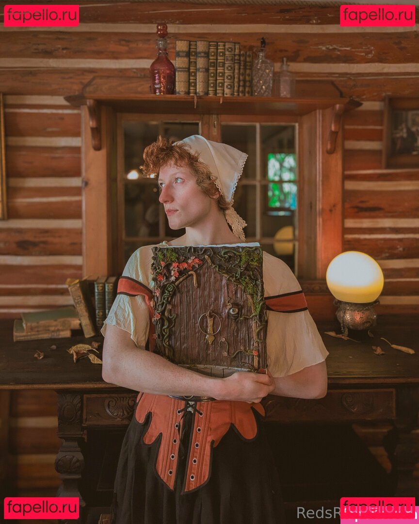 reddoodles2 / reddoodlesart / redsreferences Onlyfans Photo Gallery 