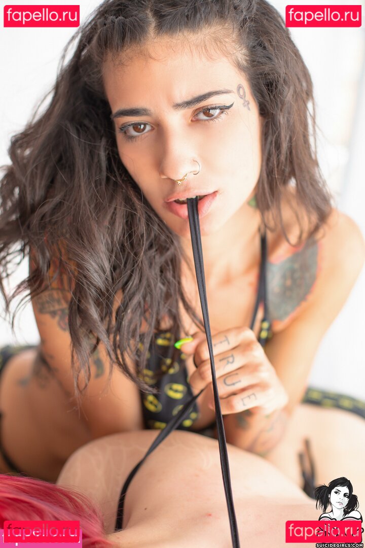 Lolitta / lolittam Onlyfans Photo Gallery 