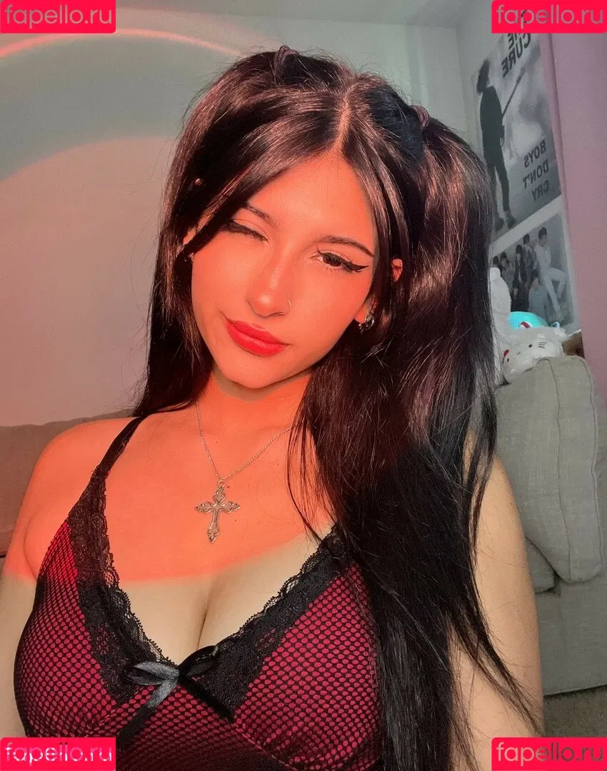 jujulovexoxo Onlyfans Photo Gallery 
