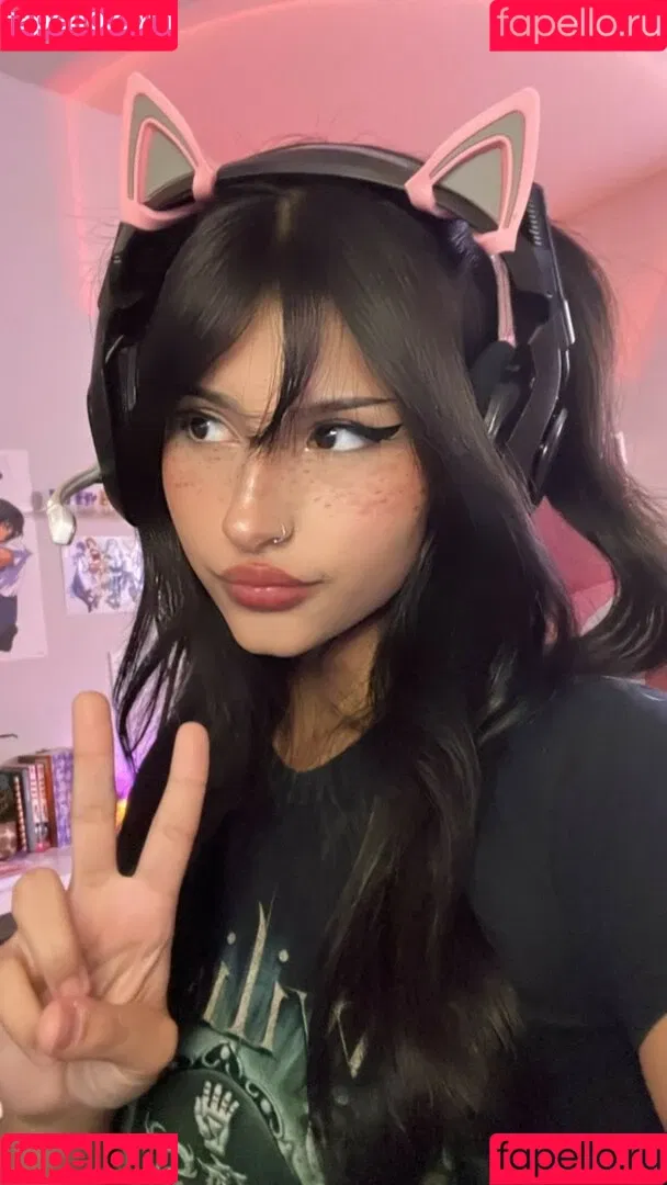 jujulovexoxo Onlyfans Photo Gallery 