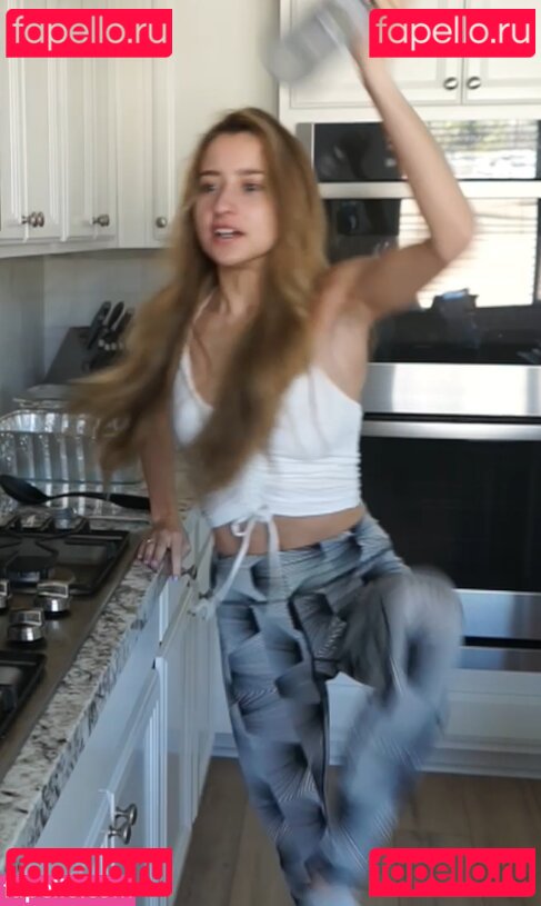 RyyFyy / jestemryan / ryleighmarief Onlyfans Photo Gallery 