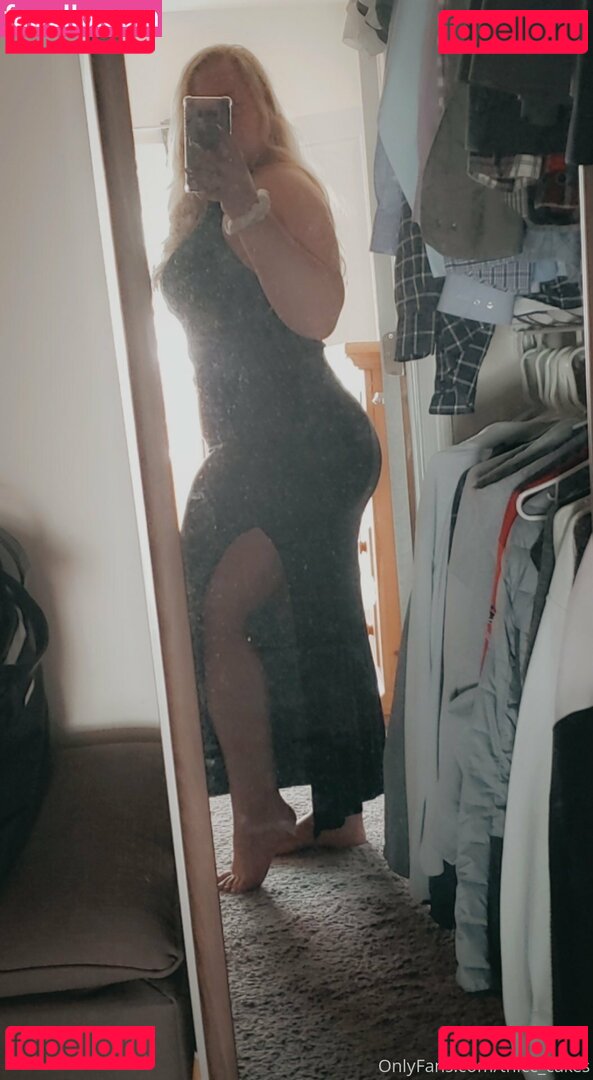 thicc_cakes / thicc_cheesecakes Onlyfans Photo Gallery 