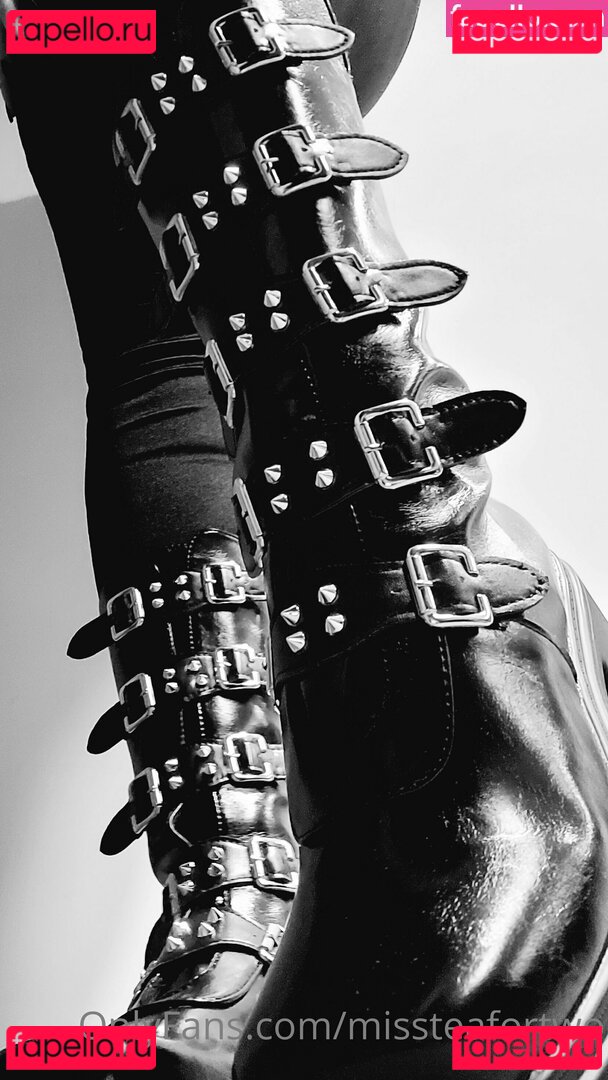 missteafortwo / teafortytwo Onlyfans Photo Gallery 