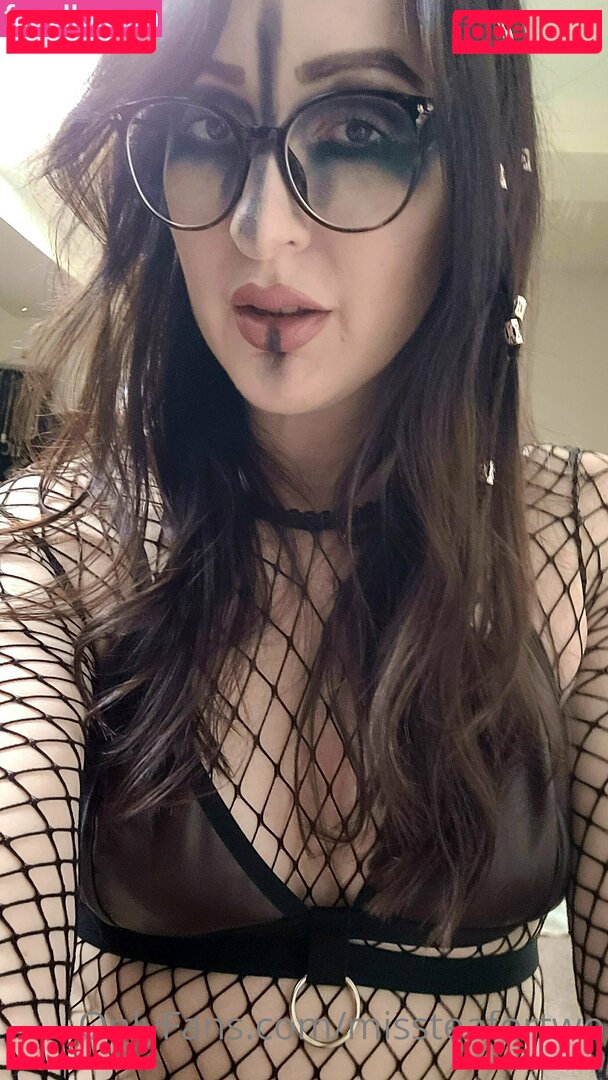 missteafortwo / teafortytwo Onlyfans Photo Gallery 