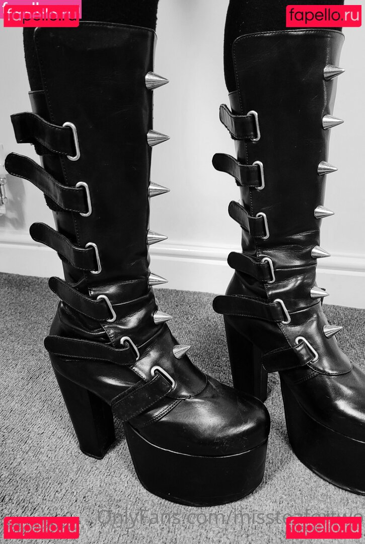 missteafortwo / teafortytwo Onlyfans Photo Gallery 