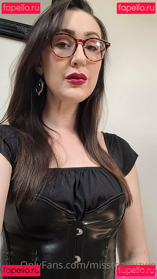 missteafortwo / teafortytwo Onlyfans Photo Gallery 