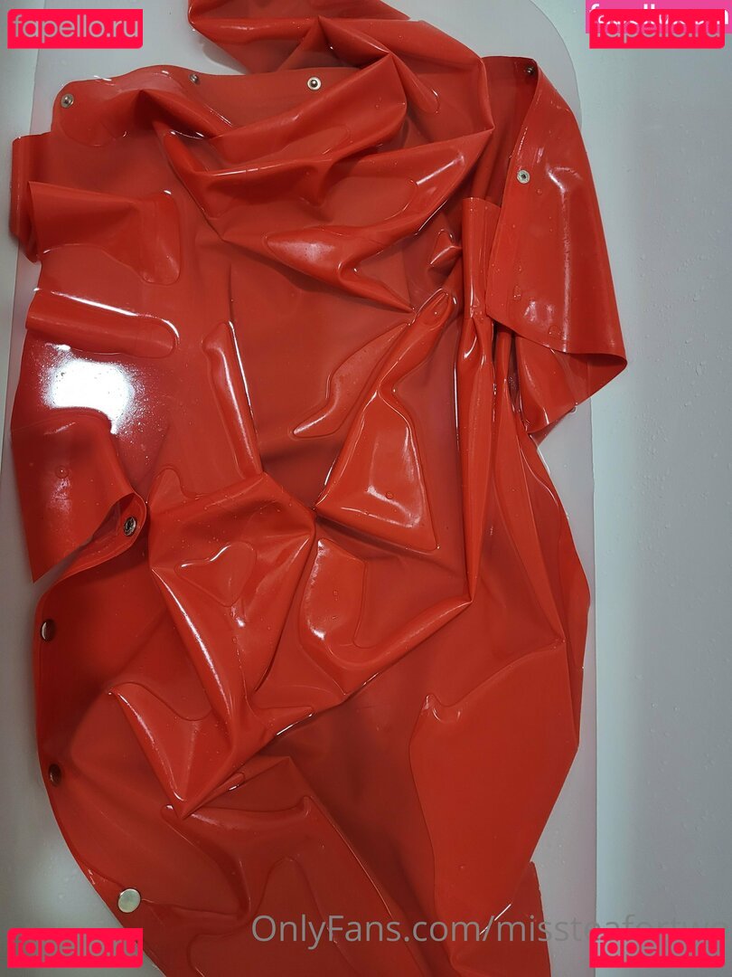 missteafortwo / teafortytwo Onlyfans Photo Gallery 