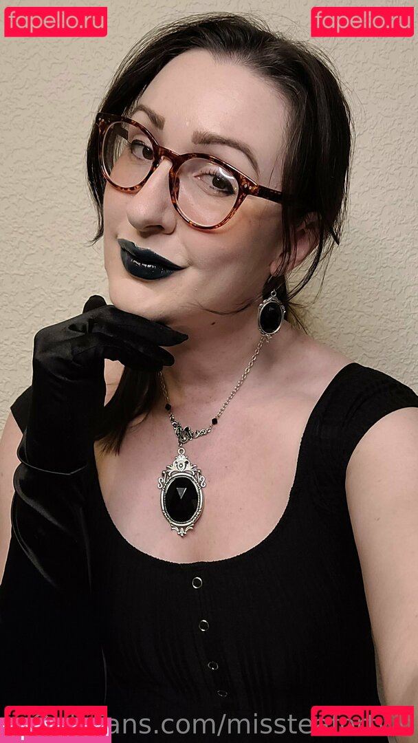 missteafortwo / teafortytwo Onlyfans Photo Gallery 