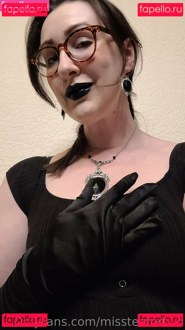 missteafortwo / teafortytwo Onlyfans Photo Gallery 